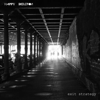 Copertina dell'album Exit Strategy, di Happy Skeleton