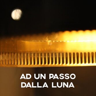 Ad un Passo dalla Luna (singolo)