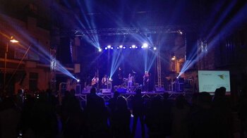 Giù La Maschera Tour 2016