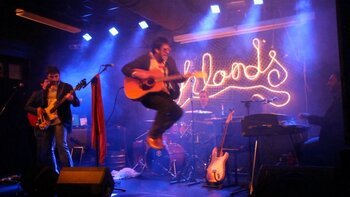 Absolutely Live 5.jpg