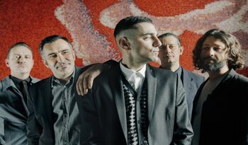 TheBluebeaters_profilo_bassa.jpg