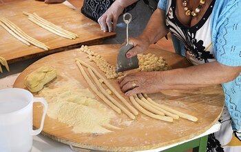La preparazione dei Cavatelli