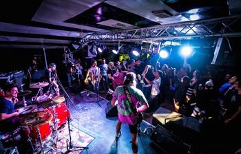 athena_live_set2.jpg