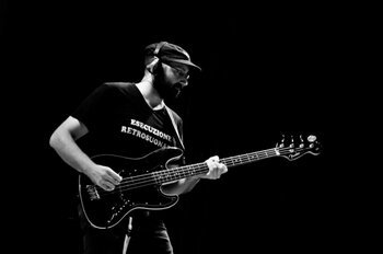 Echo (basso - elettronica - programmazioni)
