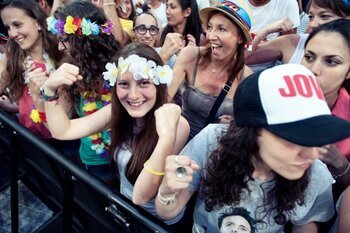Il pubblico di San Siro, al concerto di Jovanotti