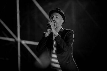 Samuel dei Subsonica sul palco