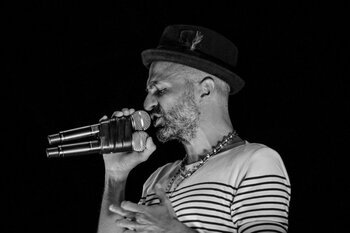 Samuel dei Subsonica sul palco
