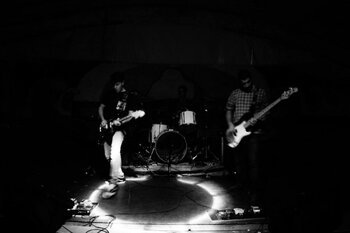 LIVE2