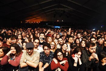 Il pubblico del concerto di Brunori Sas alla Casa della Musica di Napoli