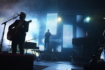 Brunori Sas sul palco della Casa della Musica di Napoli