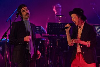 Francesco Bianconi e Rachele Bastreghi