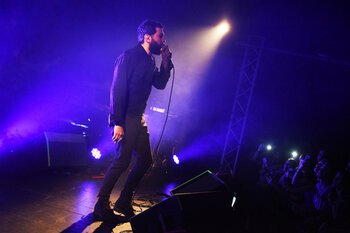 Le Luci Della Centrale Elettrica sul palco del Duel Beat di Napoli
