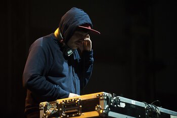 Il dj set di Calcutta