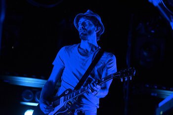 La band che accompagna Fabi dal vivo
