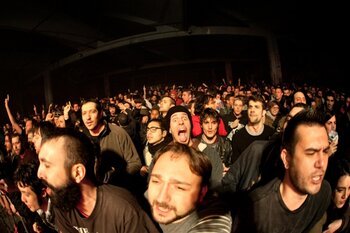 Il pubblico dei Punkreas al Leoncavallo