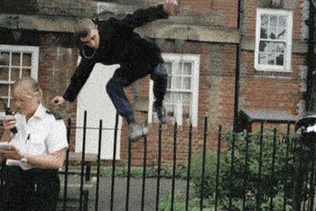 Le gif sono di Sterven Jonger