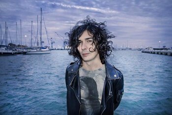 Appino racconta come è nato il suo primo album solista "Il testamento"