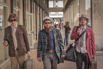 Il 2 settembre uscirà Dancing Polonia, il nuovo album dei Saluti da Saturno. Ecco i testi in anteprima.