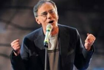 Girava nei giorni scorsi la voce della candidatura di Vecchioni al Nobel: ecco perché è una bufala