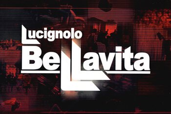 La trasmissione di Italia 1 Lucignolo chiama Rocco di Reset! sperando di trovare un organizzatore di raver illegali. Il resoconto di una telefonata surreale