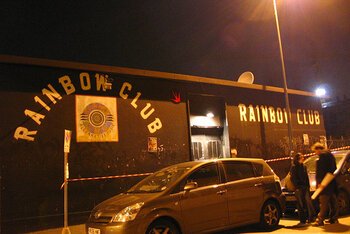 Nel 2008 chiudeva il Rainbow, storico locale milanese: un tour virtuale permette di tornarci