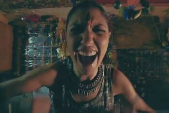 Il nuovo video dei 99 Posse con Mama Marjas e Alborosie