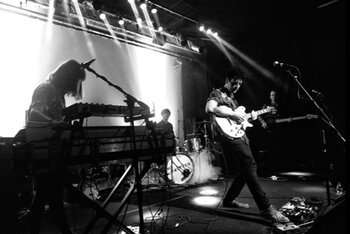 Gli His Clancyness tornano a casa dopo il tour europeo, e portano con sé sul palco le loro band preferite del momento