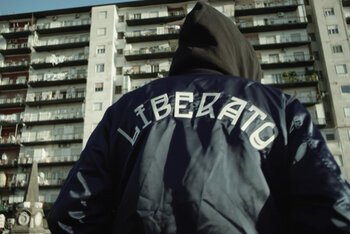 Liberato rapper nuovo video scurdat