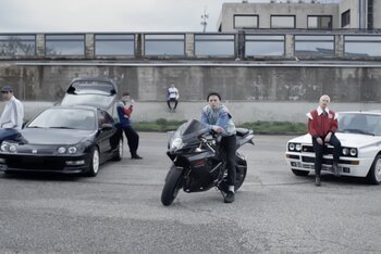 Uno screenshot del nuovo video di Capibara, Fantino