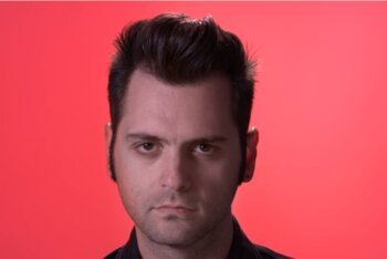 Pula+ in un frame del suo nuovo video