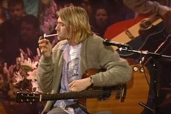Kurt Cobain durante l'Unplugged dei Nirvana