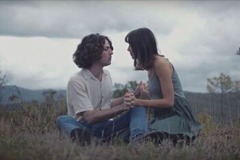Un'immagine del video di "Ghosts" dei Nu & The Thumbs Up