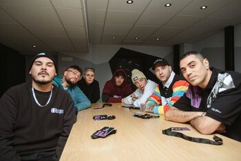 La crew di TRX Radio al completo. Foto di Andrea Bianchera