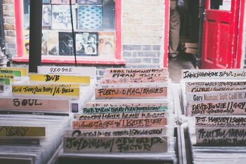 La bellezza dei box contenenti dischi tutti da scoprire