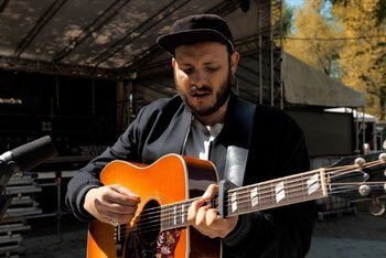 Wrongonyou durante la live session al Circolo Magnolia