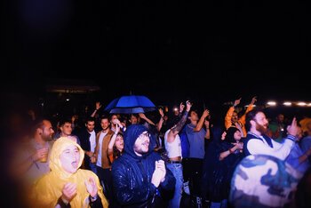 MI MANCHI, ANCORA sotto la pioggia - foto di Silvia Violante Rouge