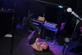 Arssalendo sul palco di Largo Venue per Primə Danzə - foto di Ning Lin