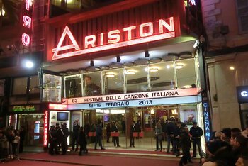 L'esterno dell'Ariston