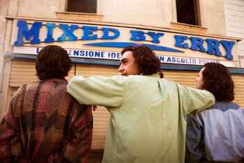 Una scena del film Mixed By Erry