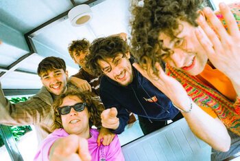 I Colla Zio. Tutte le foto, inedite, sono di Silvia Violante Rouge e arrivano dal backstage del video
