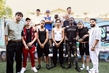 I ragazzi di Kayros assieme a Mahmood - questa foto è di Walter Coppola, per tutte le altre u.s. Kayros