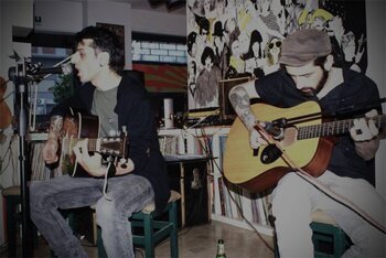 live yeah cafè