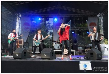 Giù La Maschera Tour 2016
