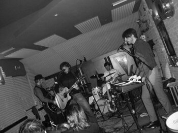 in vino veritas live aguaplano.jpg