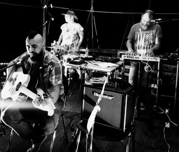 live kas8.jpg