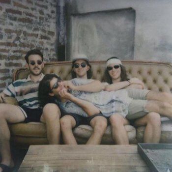 POLAROID.