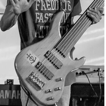 Bass.jpg