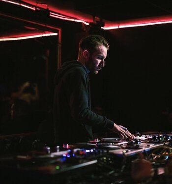 Dj Bront