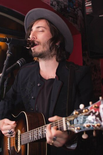 Manuel Bellone - live