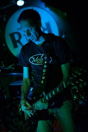 Marco Soflan Gallazzi alla chitarra -JENA LIVE